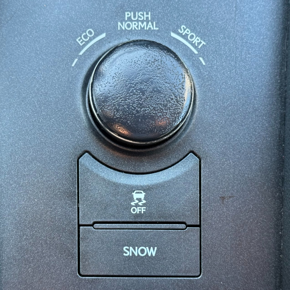 Lexus IS 200t 4dr Sdn 2016