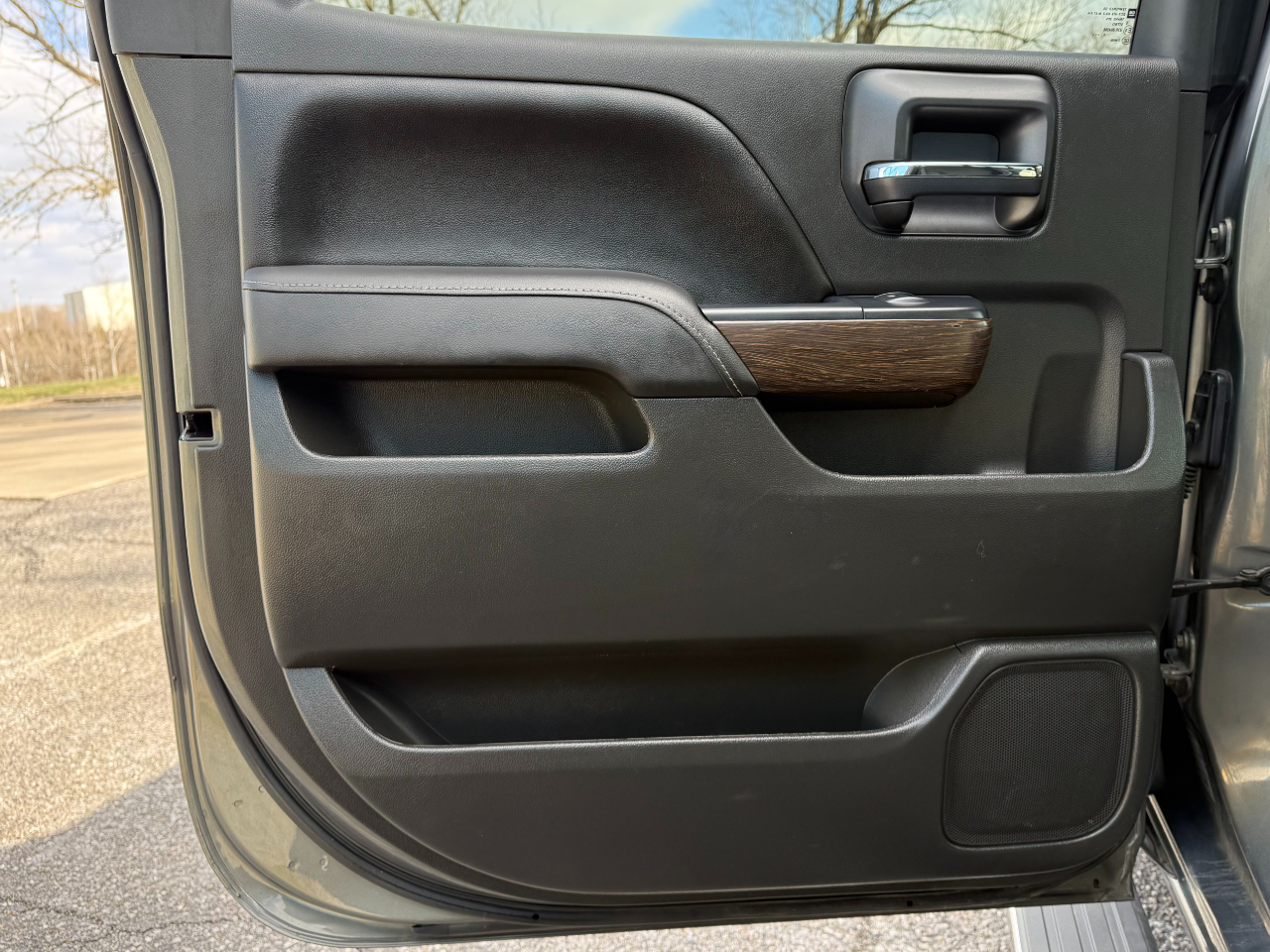 GMC Sierra 1500 4WD Crew Cab 143.5" Denali 2017