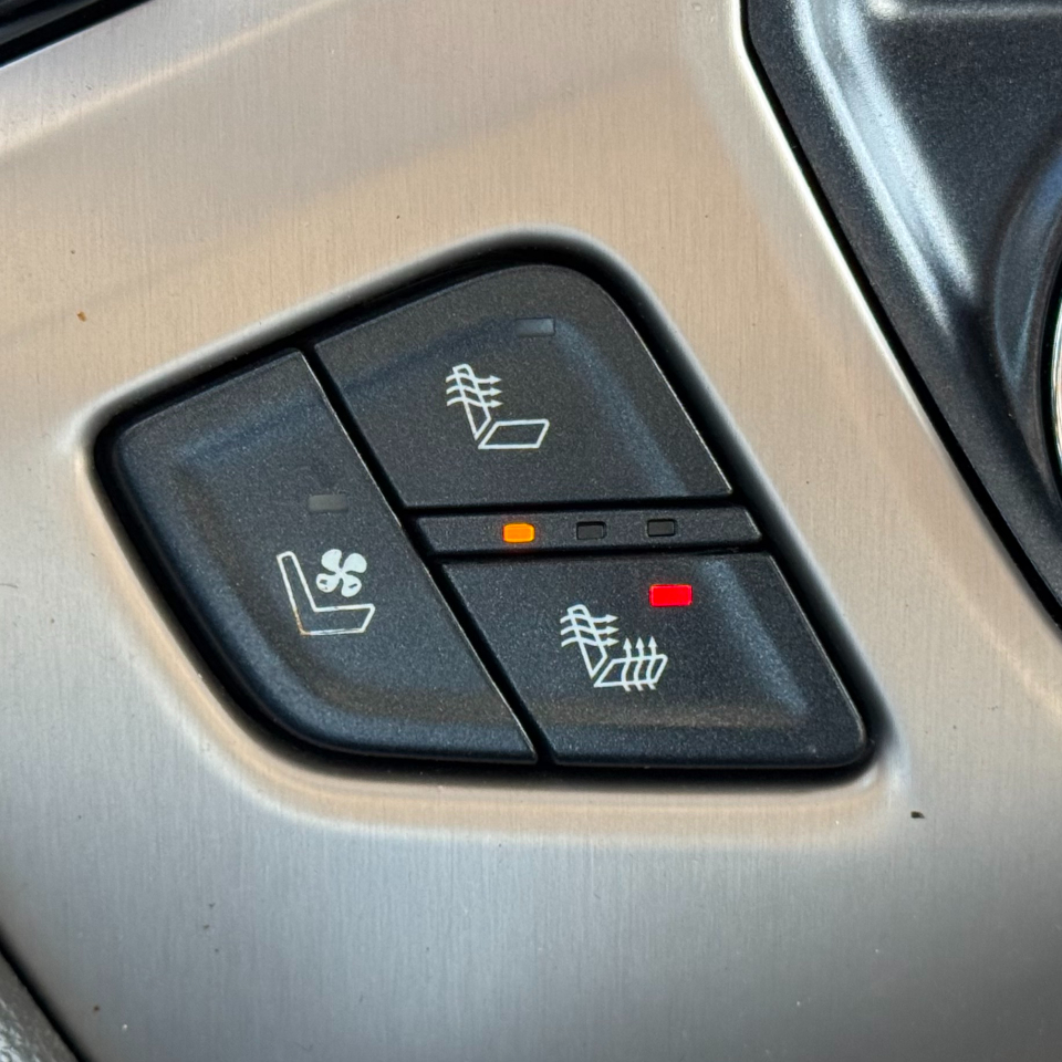 GMC Sierra 1500 4WD Crew Cab 143.5" Denali 2017