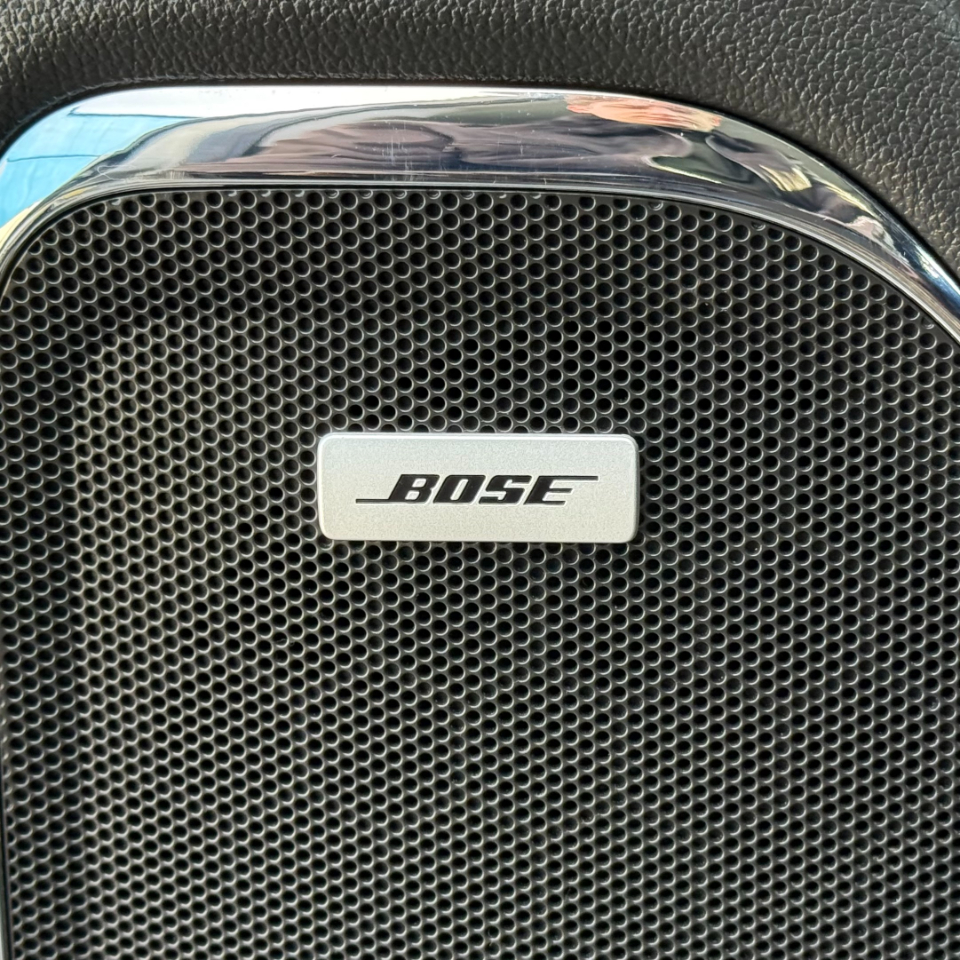 GMC Sierra 1500 4WD Crew Cab 143.5" Denali 2017