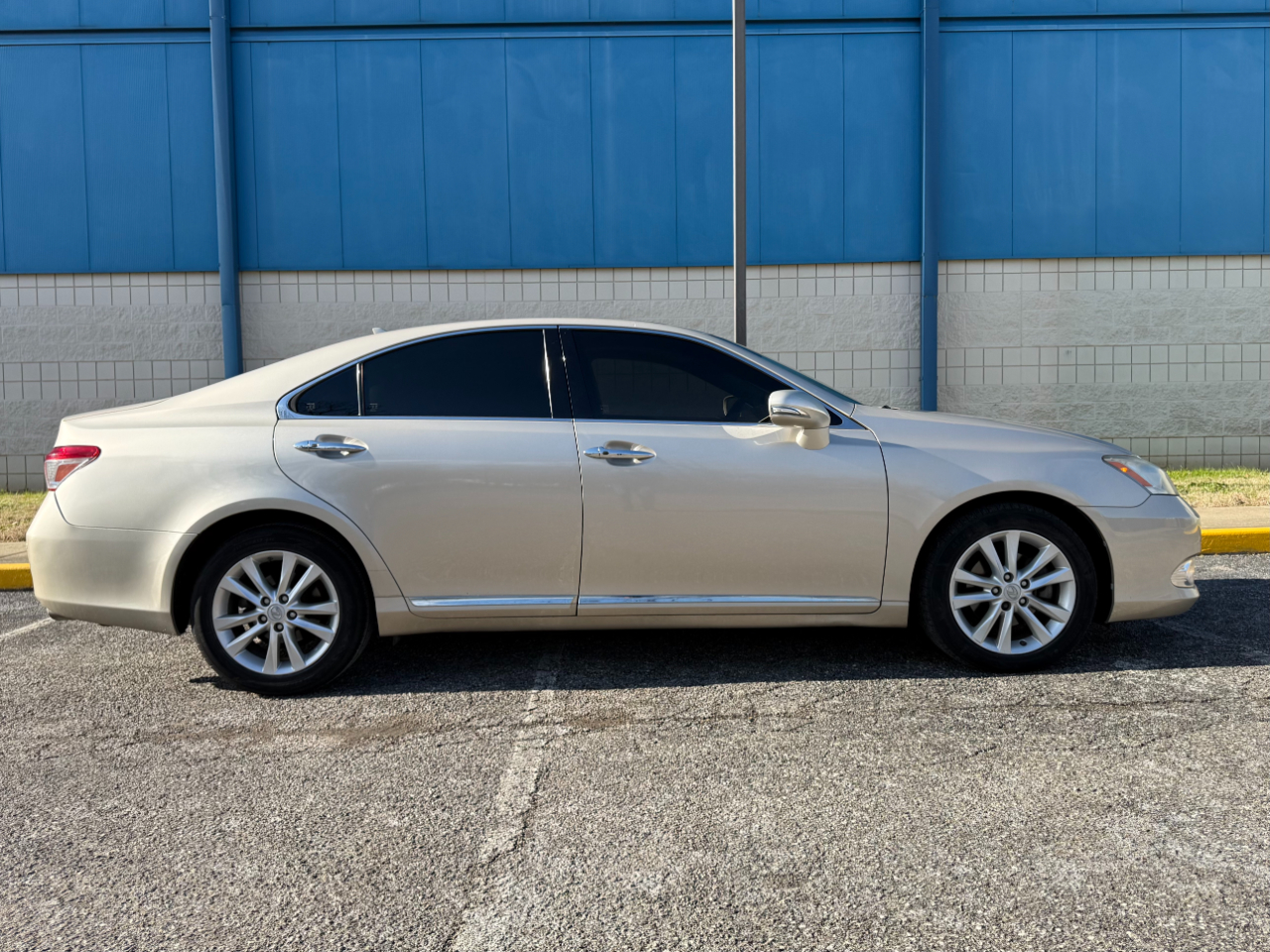 Lexus ES 350 4dr Sdn 2012