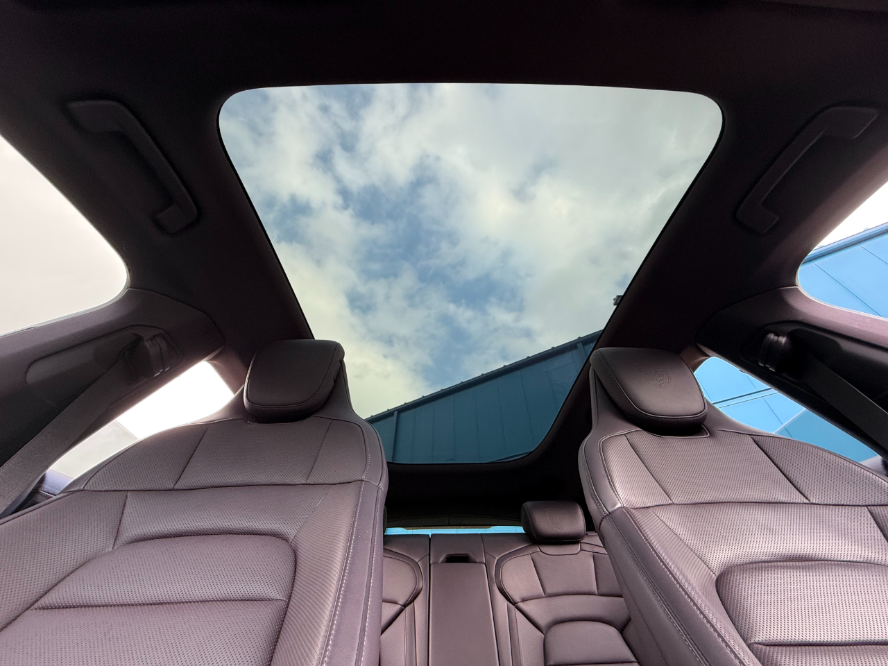 Porsche Taycan 4 Cross Turismo AWD 2021