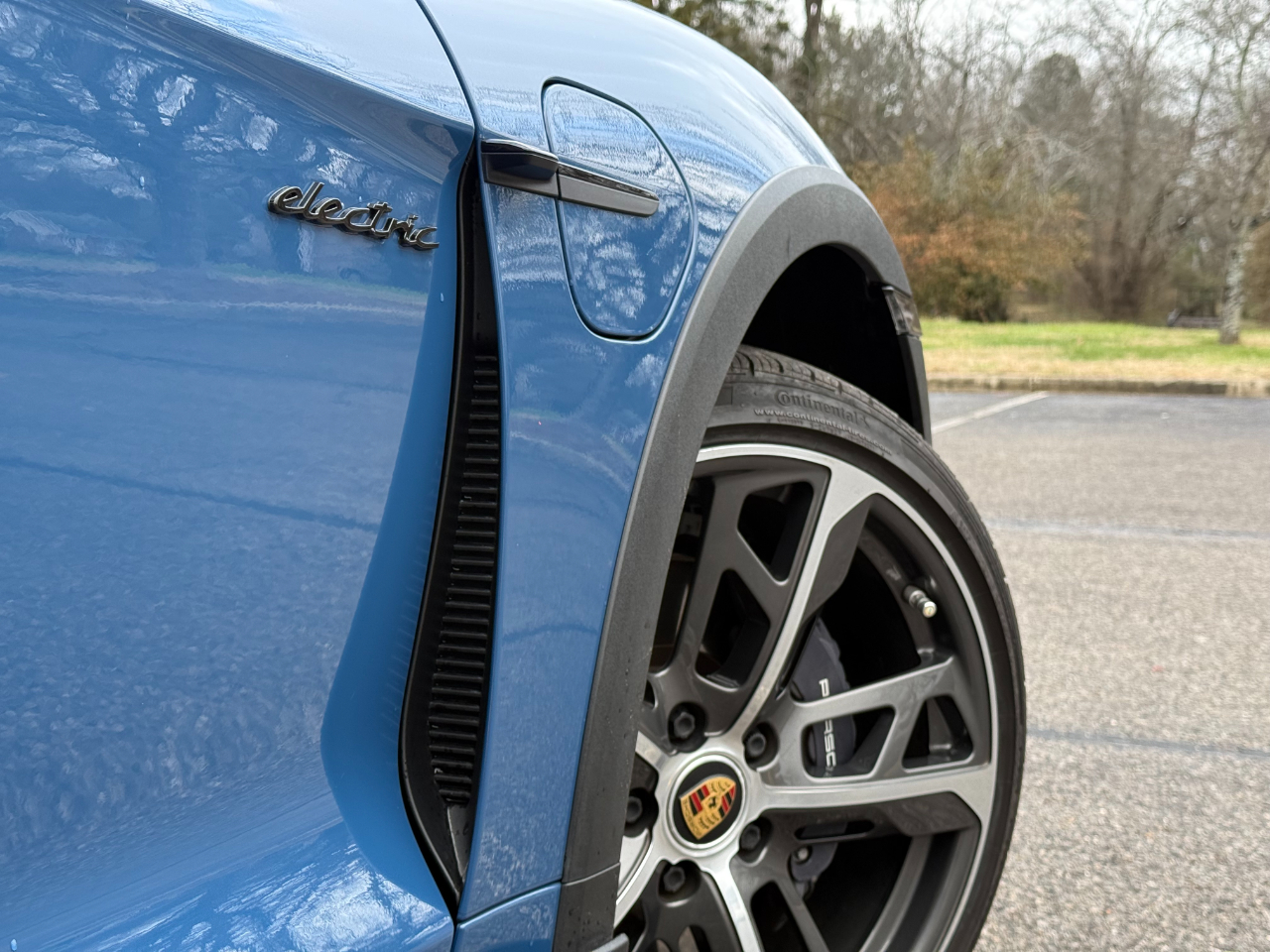 Porsche Taycan 4 Cross Turismo AWD 2021