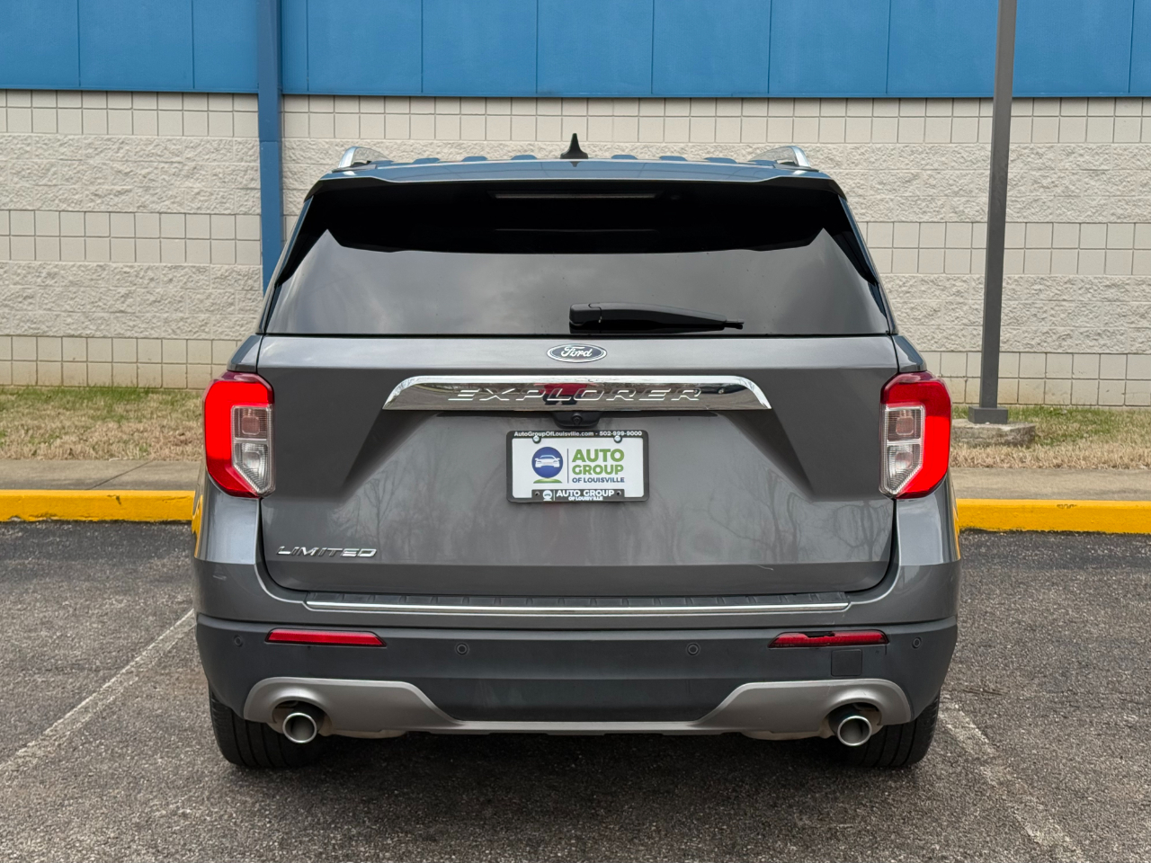 Ford Explorer Limited RWD 2023