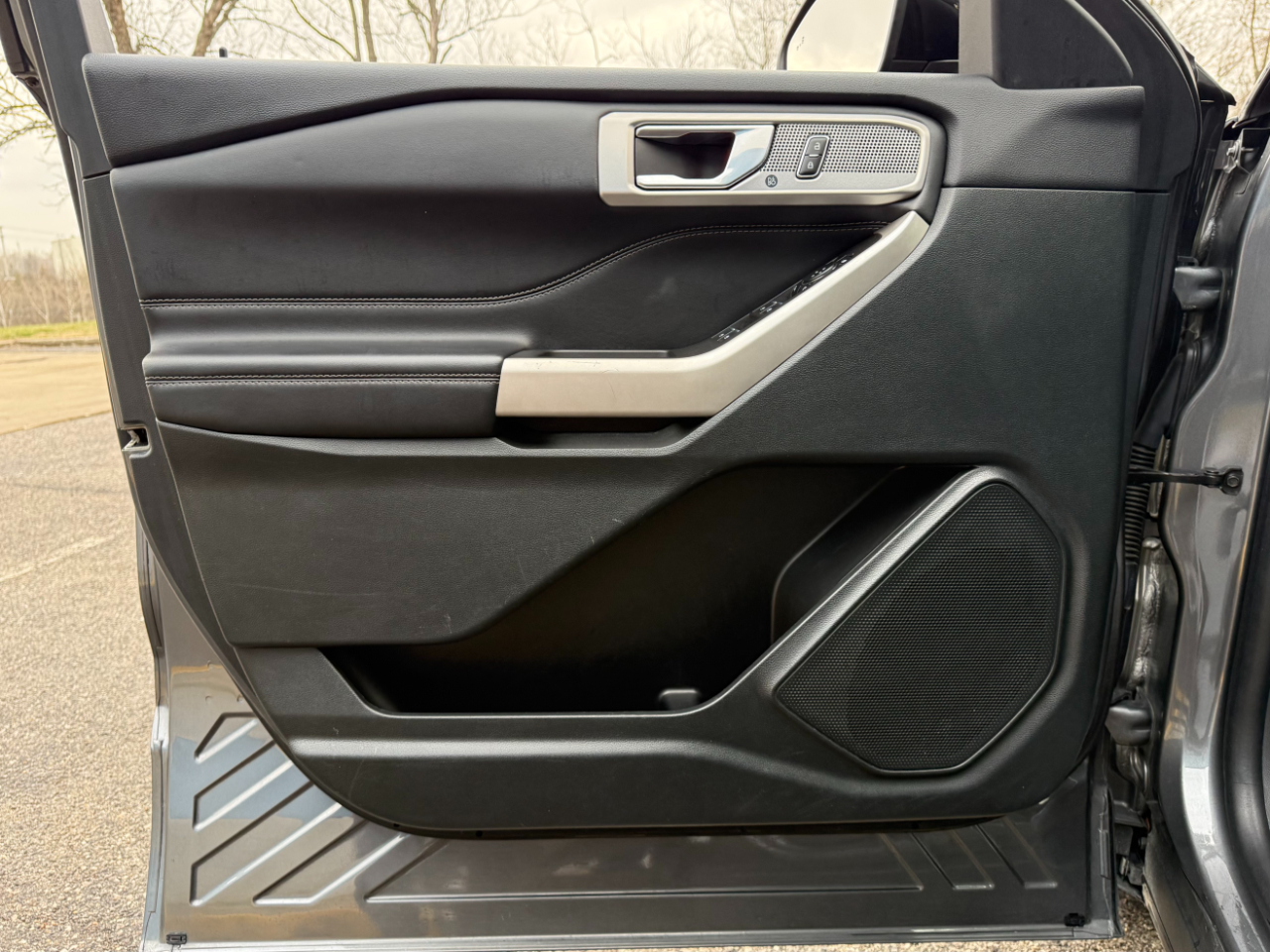 Ford Explorer Limited RWD 2023