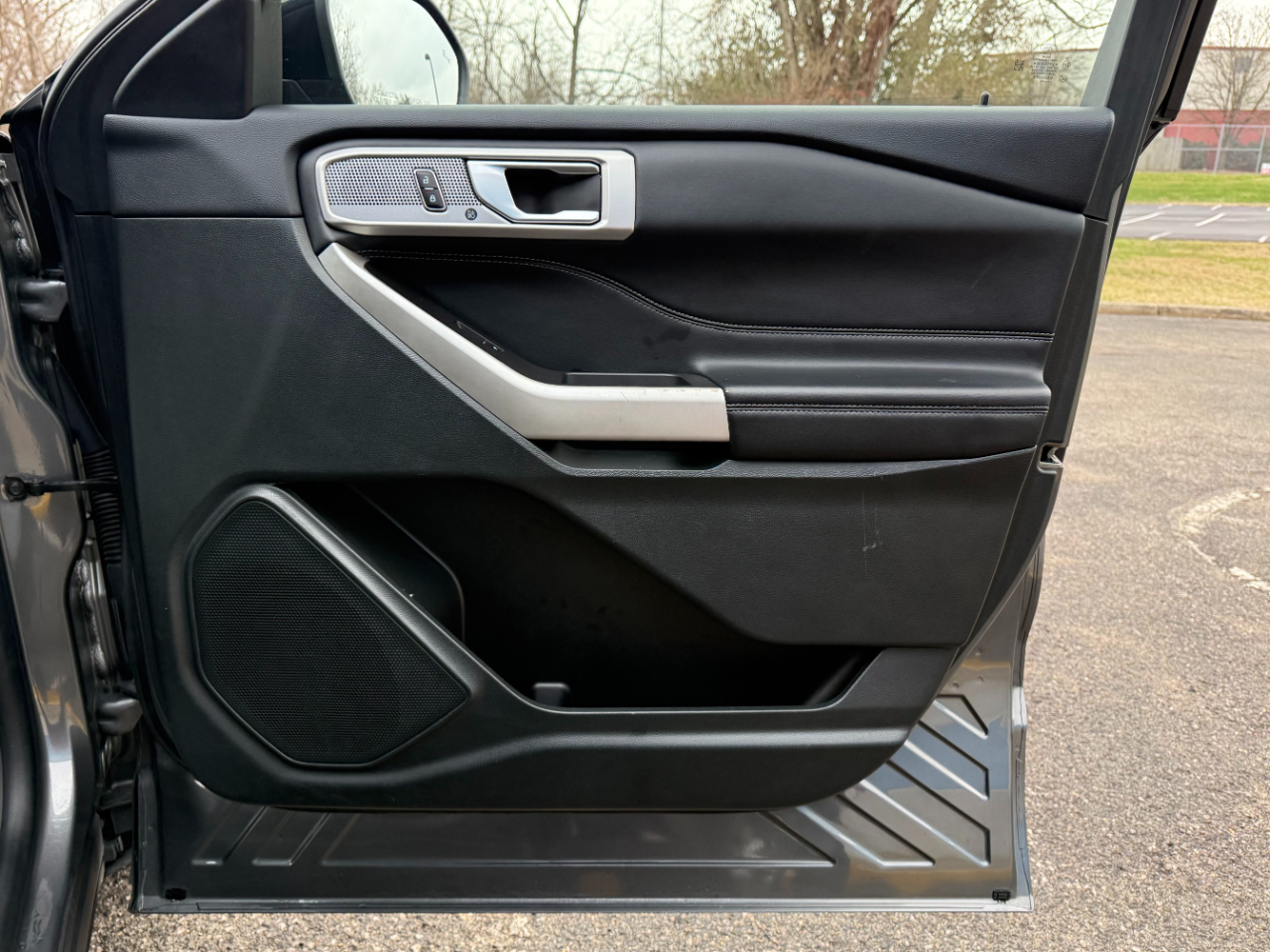 Ford Explorer Limited RWD 2023