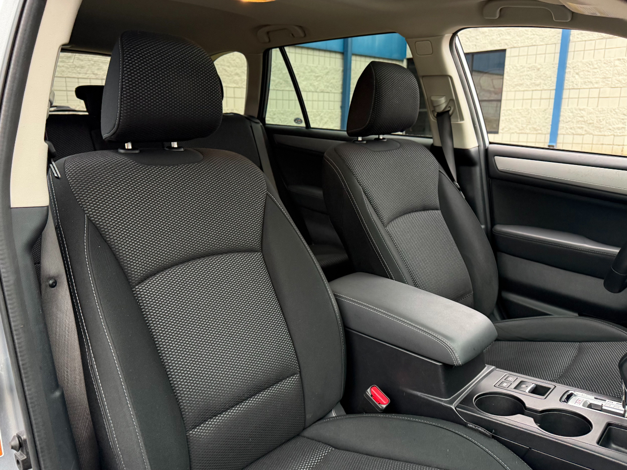 Subaru Outback 2.5i Premium 2017