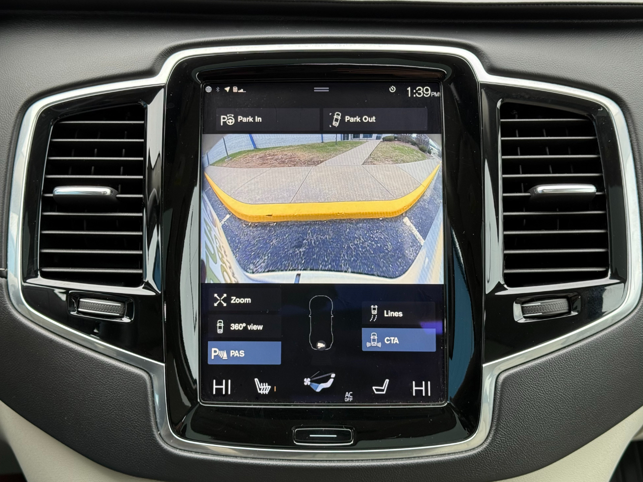 Volvo XC90 T8 eAWD Plug-In Hybrid 7-Passenger Inscription 2017