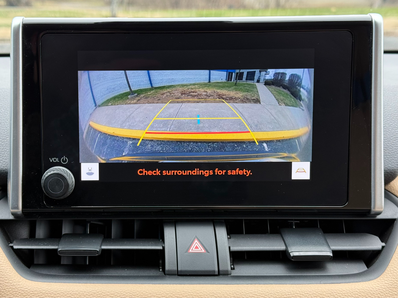 Toyota RAV4 Hybrid XLE AWD (Natl) 2023