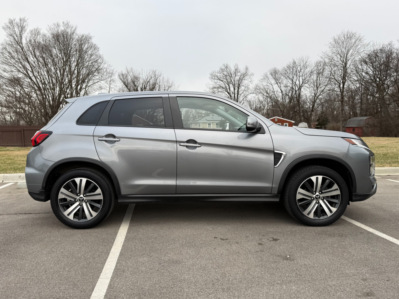 Mitsubishi Outlander Sport ES 2.0 AWC CVT 2021