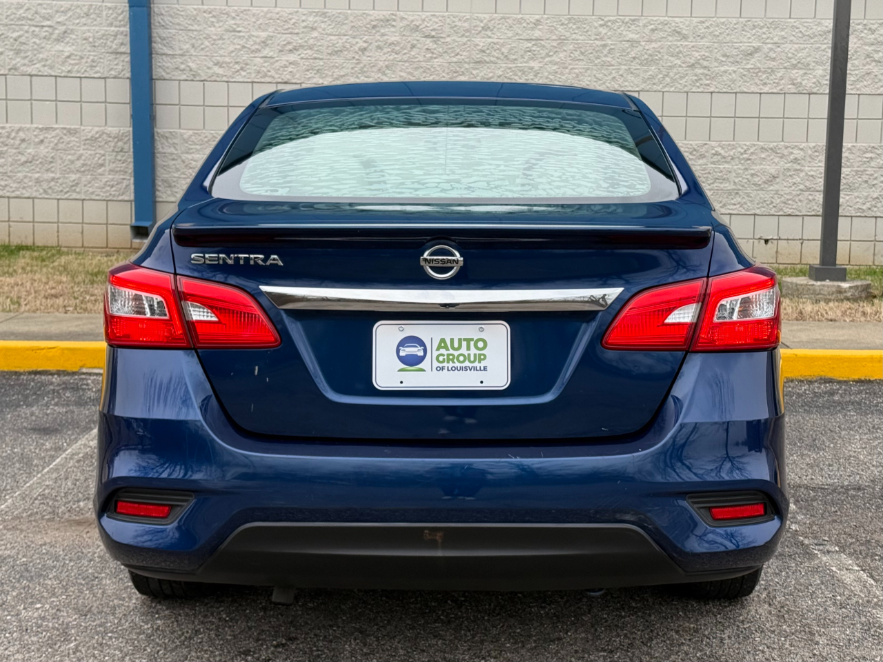 Nissan Sentra S CVT 2017