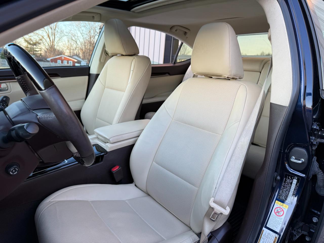 Lexus ES ES 350 FWD 2018