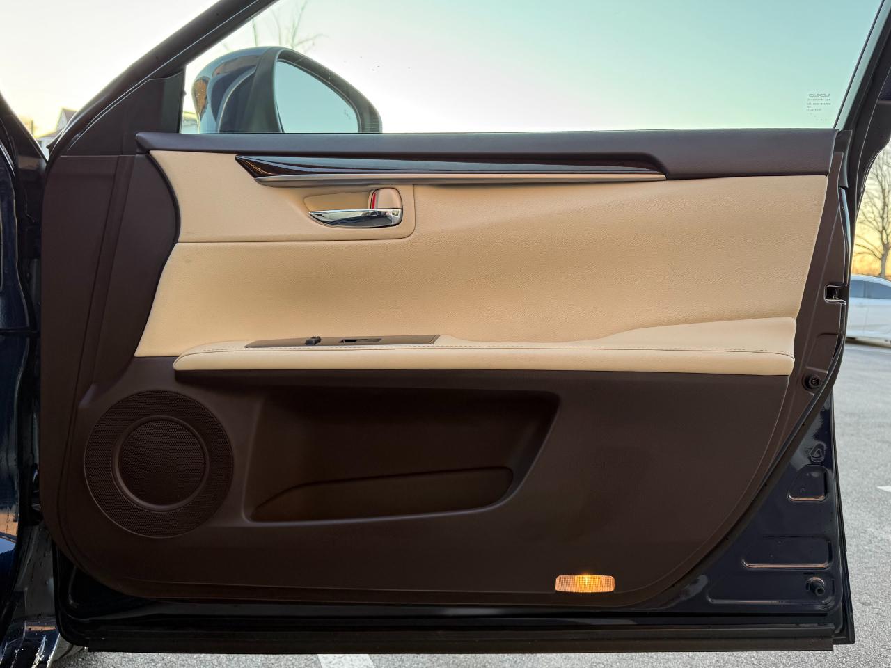 Lexus ES ES 350 FWD 2018