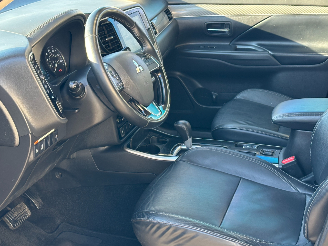 Mitsubishi Outlander SEL FWD 2020