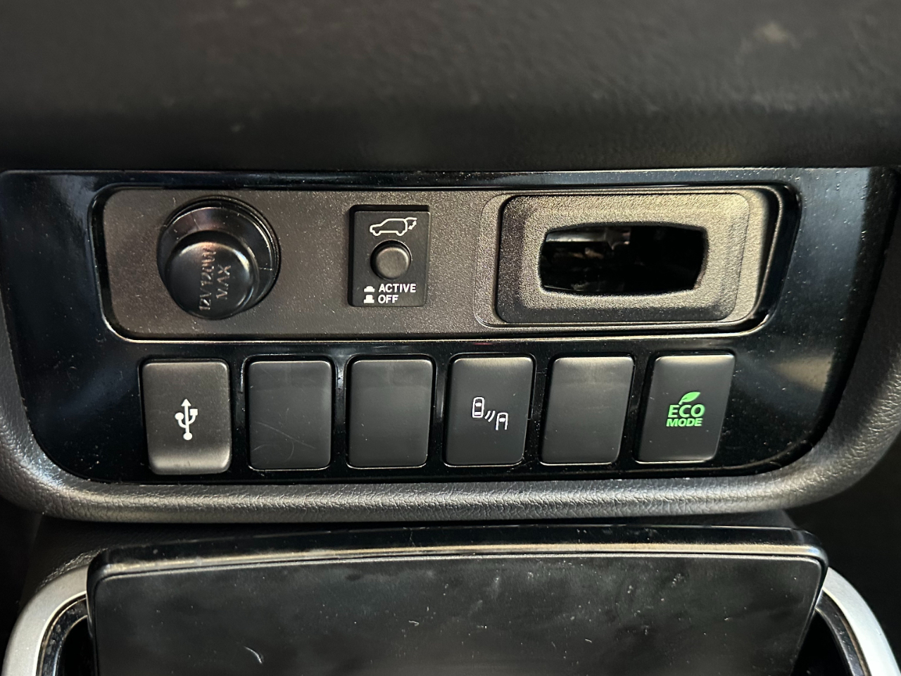 Mitsubishi Outlander SEL FWD 2020