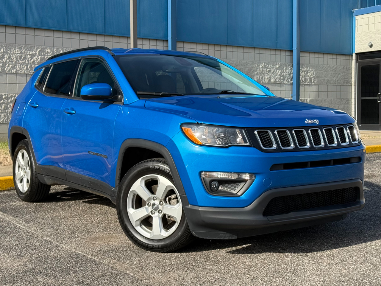 Jeep Compass Latitude FWD 2019
