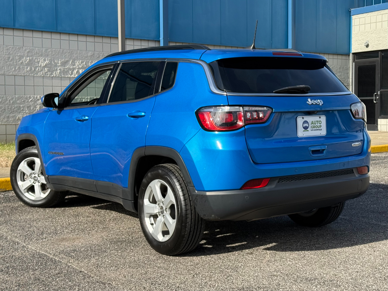 Jeep Compass Latitude FWD 2019