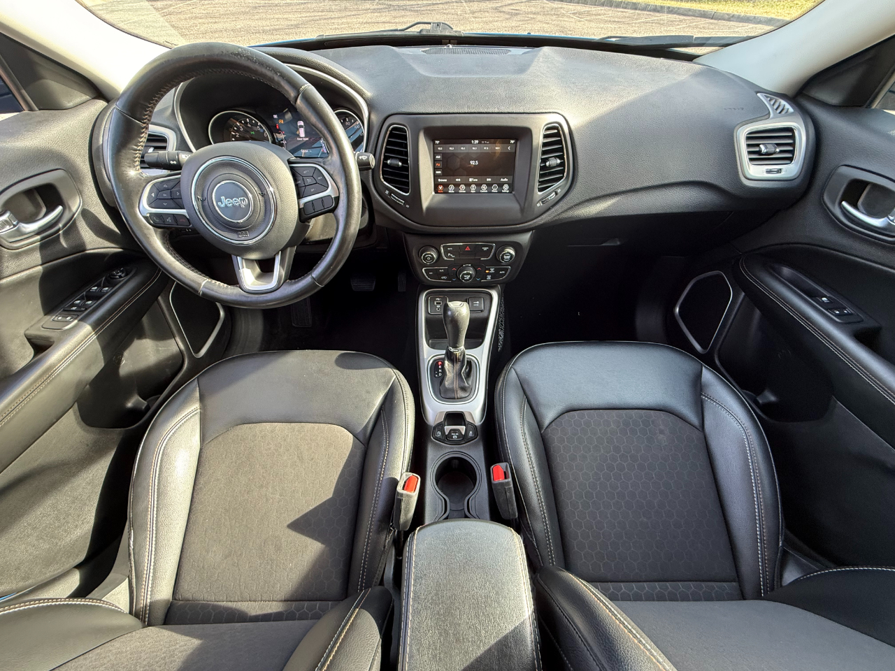 Jeep Compass Latitude FWD 2019