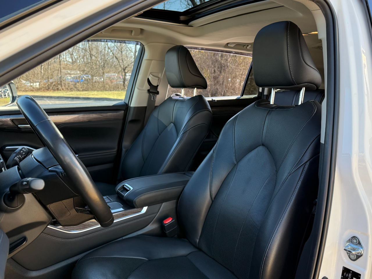 Toyota Highlander Hybrid Limited AWD (Natl) 2023