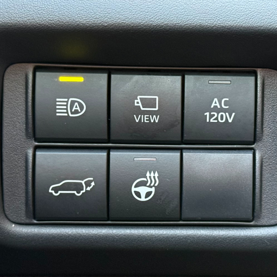 Toyota Highlander Hybrid Limited AWD (Natl) 2023