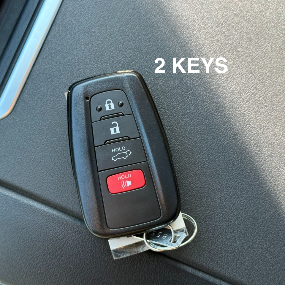 Toyota Highlander Hybrid Limited AWD (Natl) 2023