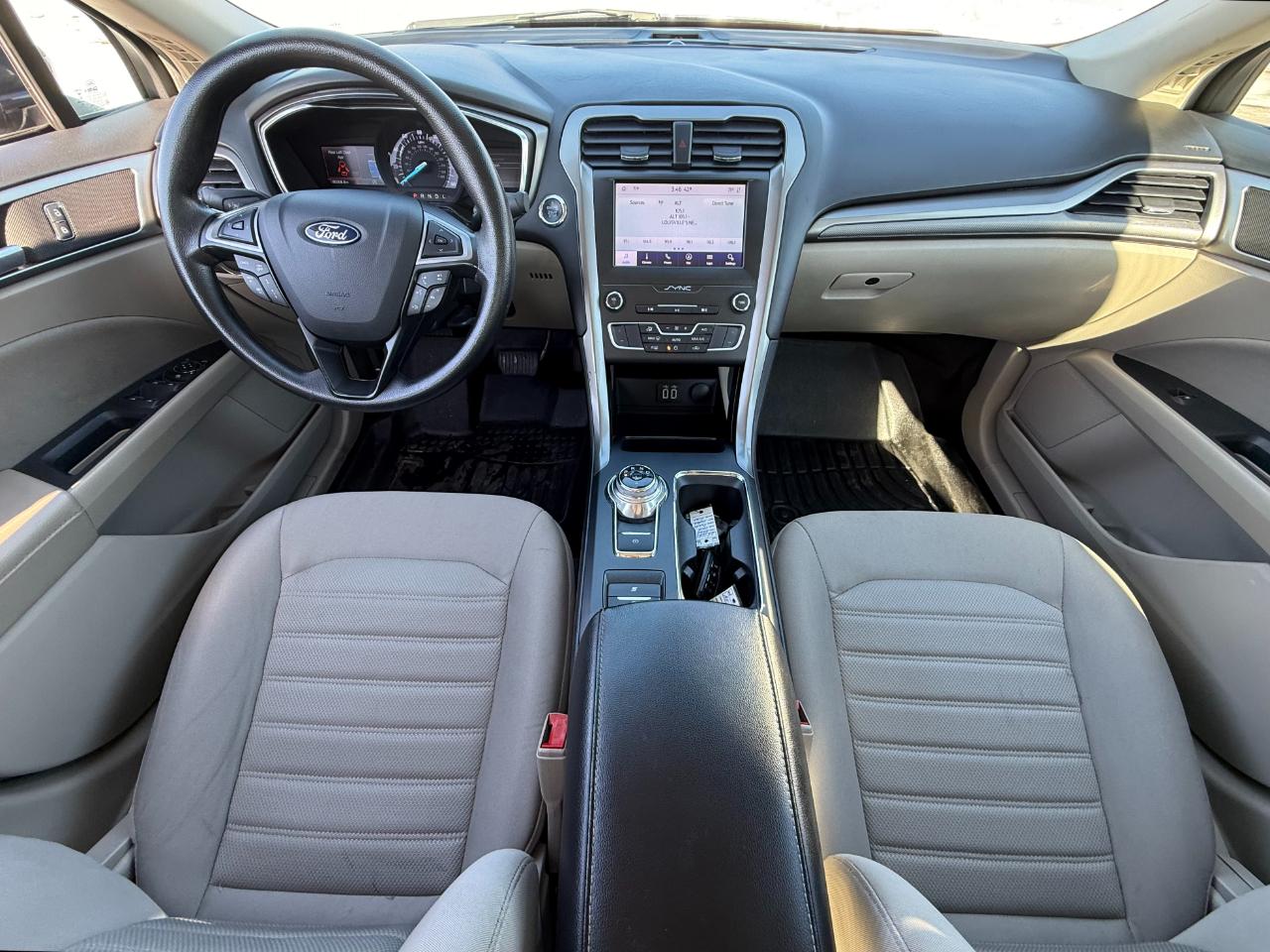 Ford Fusion SE FWD 2020