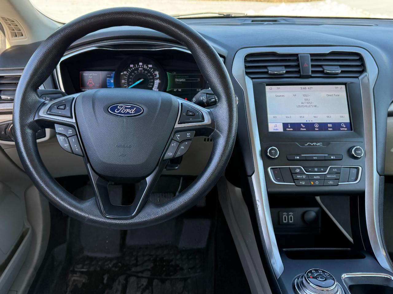 Ford Fusion SE FWD 2020