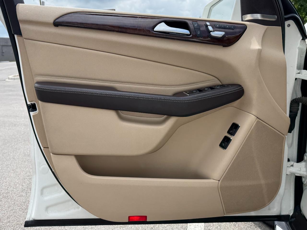 Mercedes-Benz GLS GLS 450 4MATIC SUV 2019