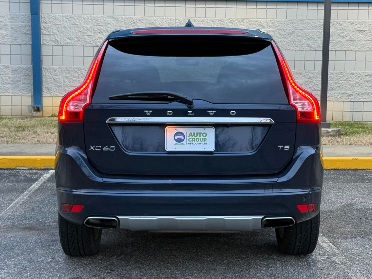 Volvo XC60 2015.5 FWD 4dr T5 Drive-E Platinum 2015