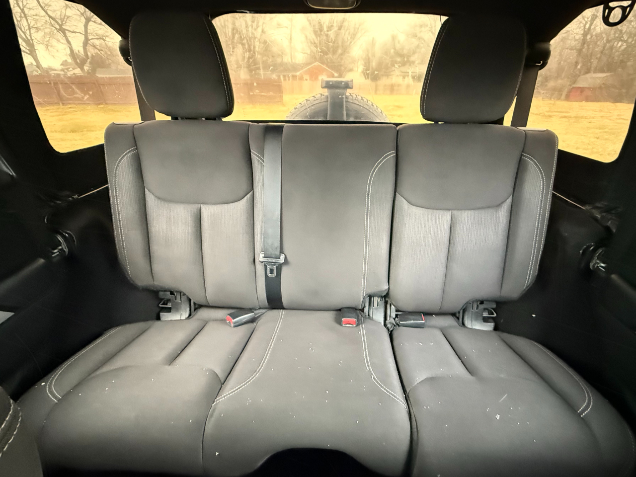 Jeep Wrangler Unlimited 4WD 4dr Sahara 2016