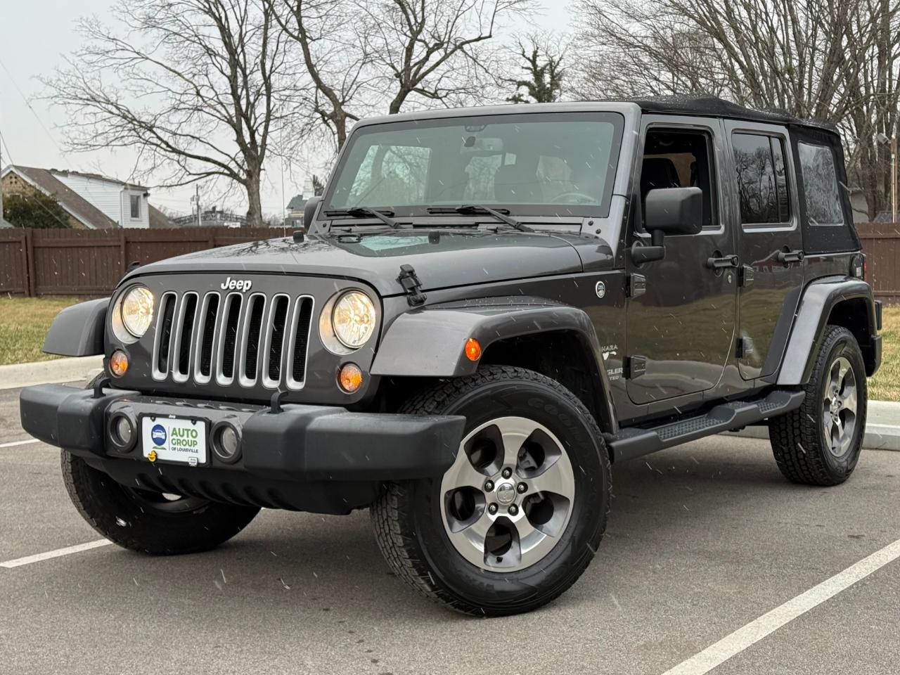 2016 Jeep Wrangler Unlimited 4WD 4dr Sahara