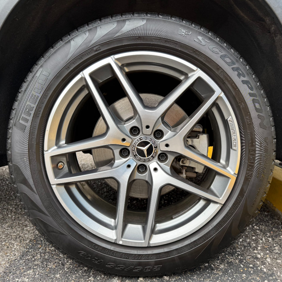 Mercedes-Benz GLC GLC 300 4MATIC SUV 2019