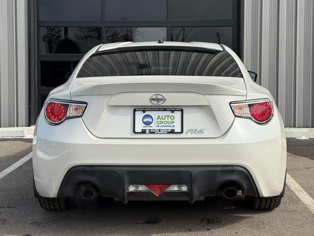 Scion FR-S 2dr Cpe Man (Natl) 2013