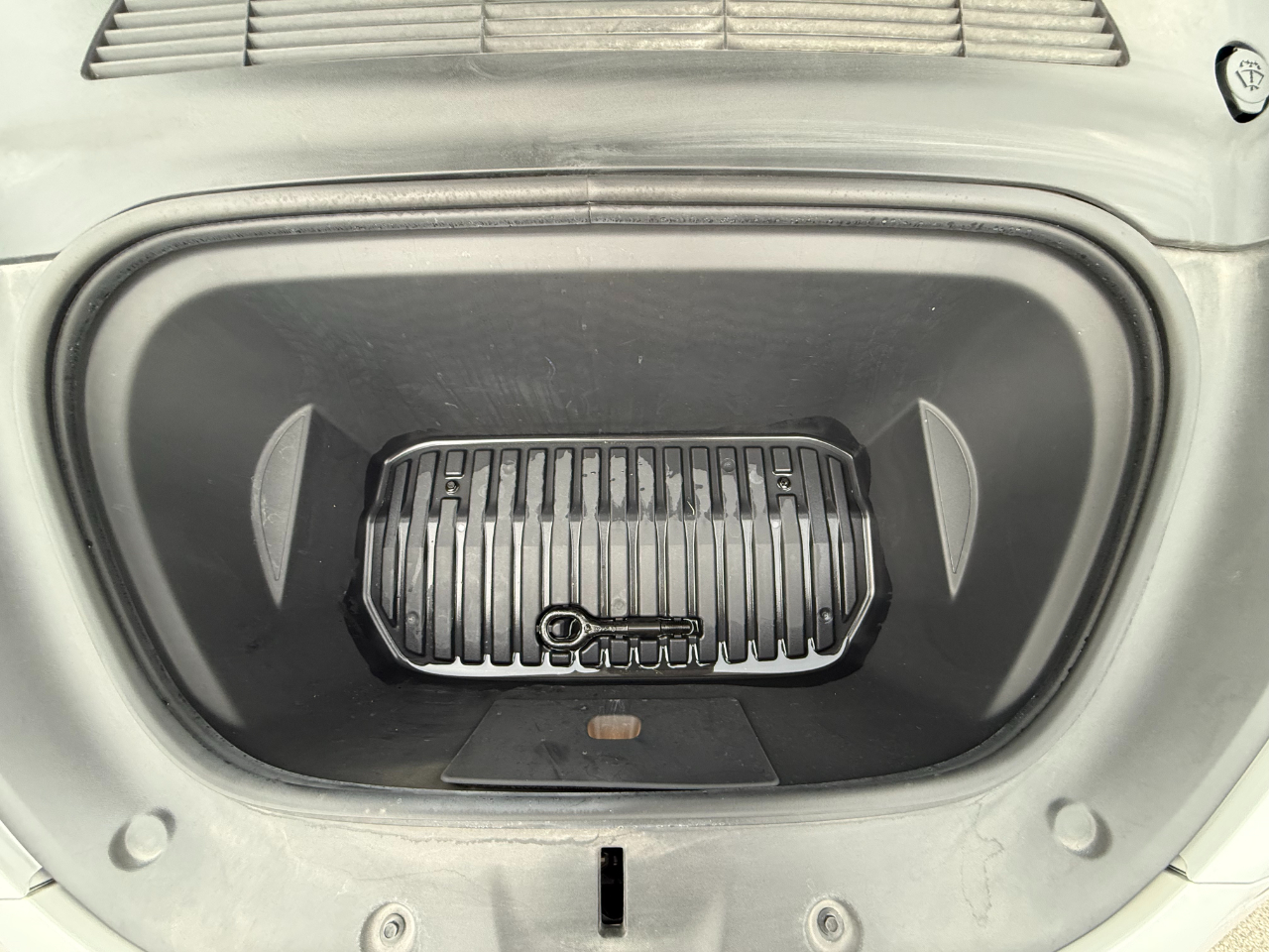 Tesla Model Y Long Range AWD 2023