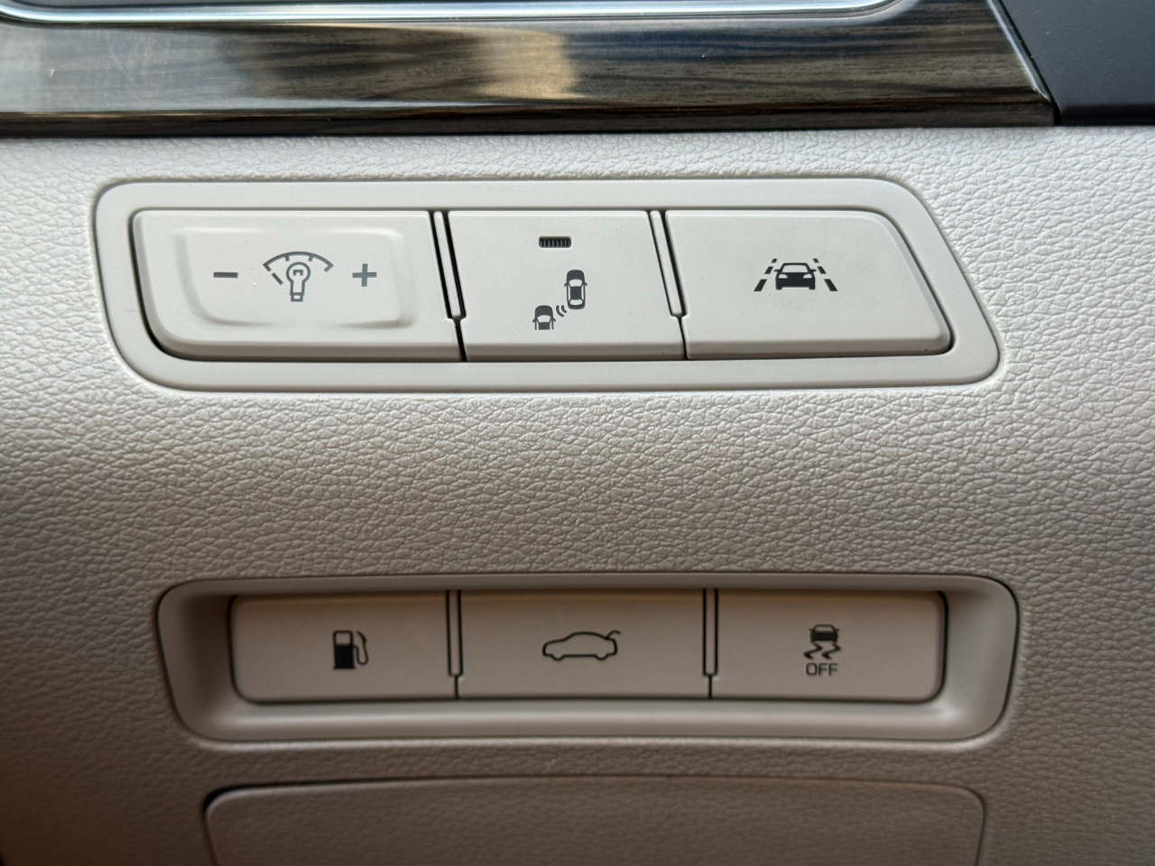 Hyundai Sonata Hybrid 4dr Sdn Limited 2016