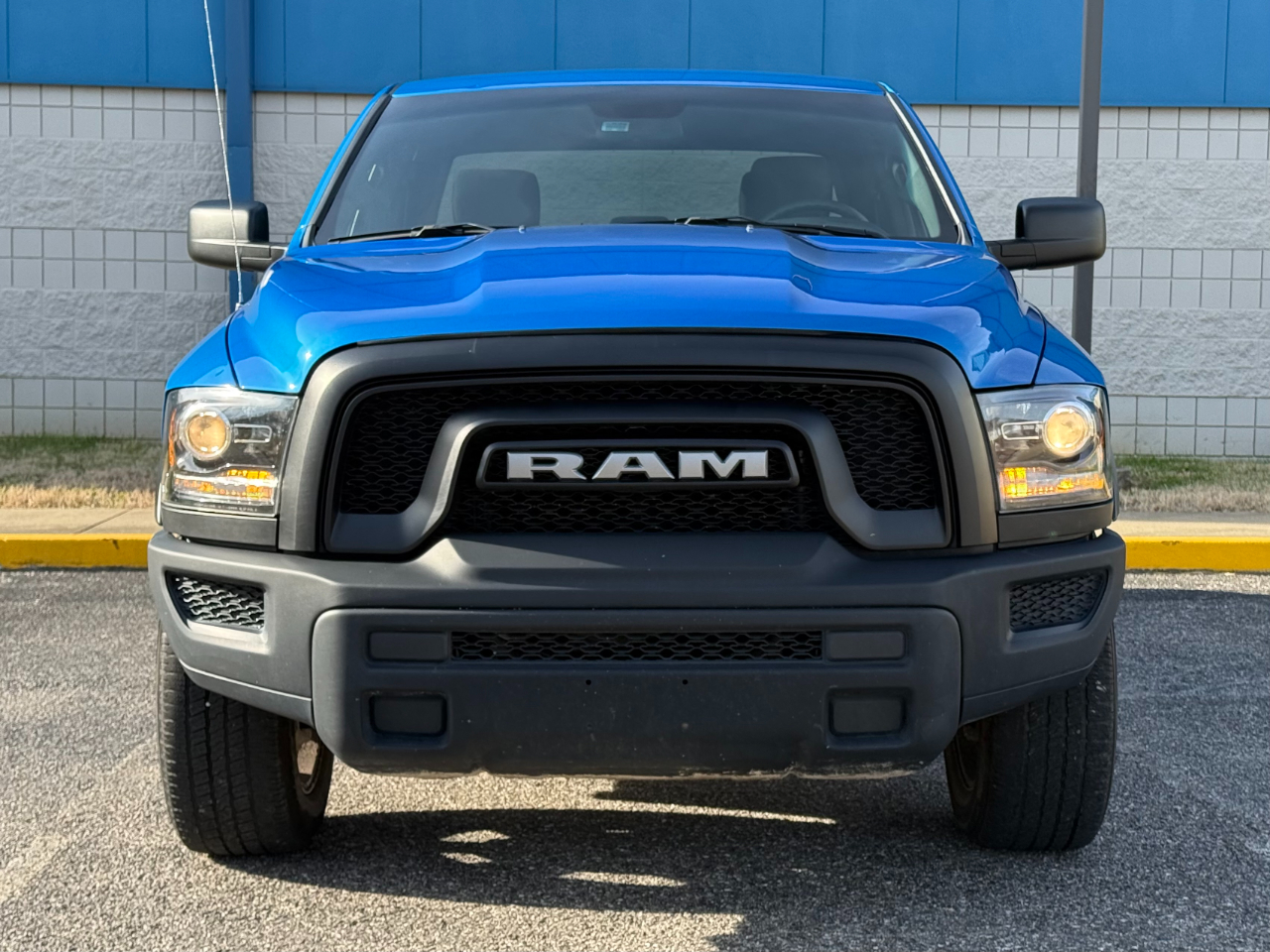 RAM 1500 Classic Warlock 4x4 Crew Cab 5'7" Box 2024