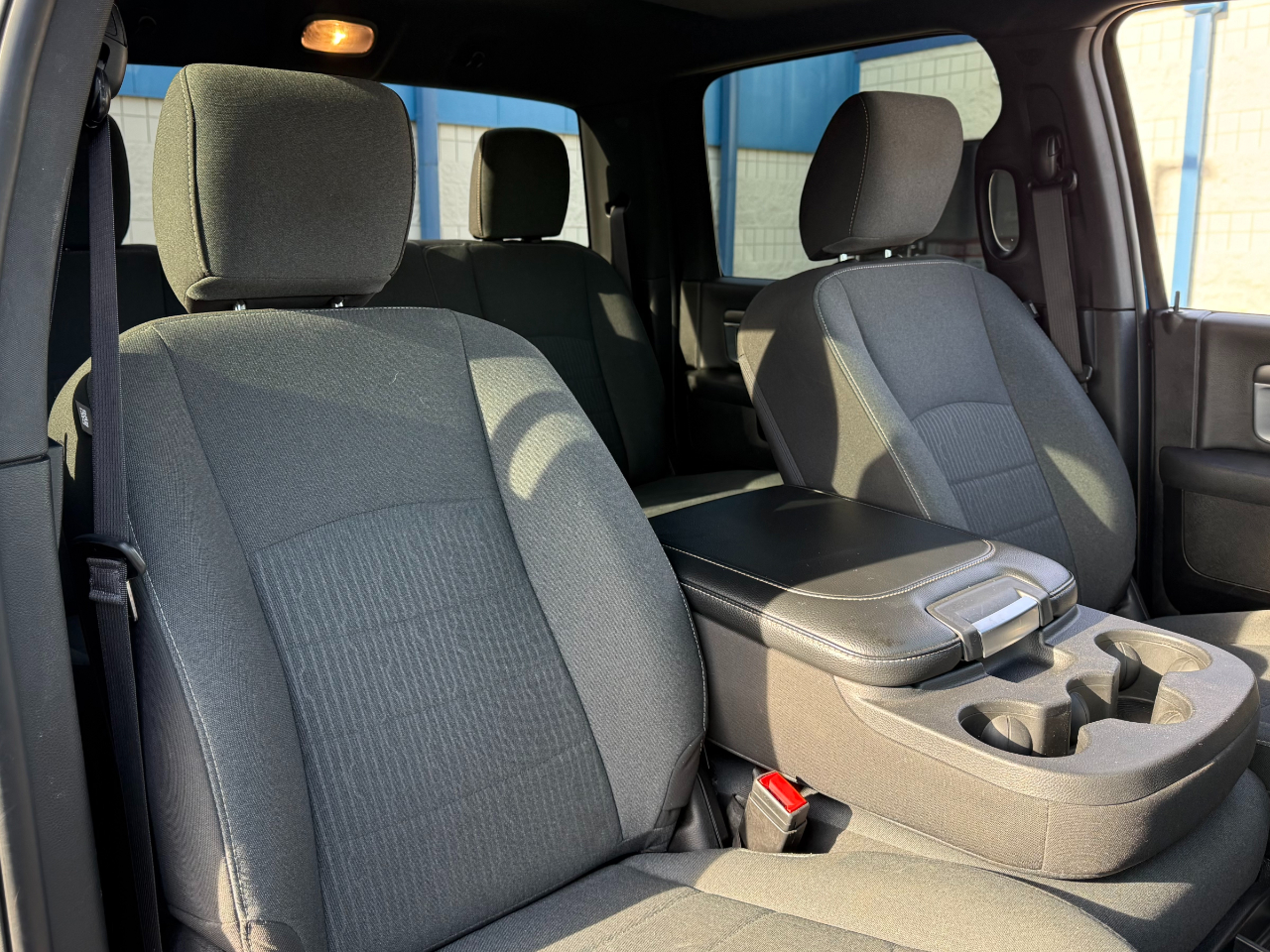 RAM 1500 Classic Warlock 4x4 Crew Cab 5'7" Box 2024