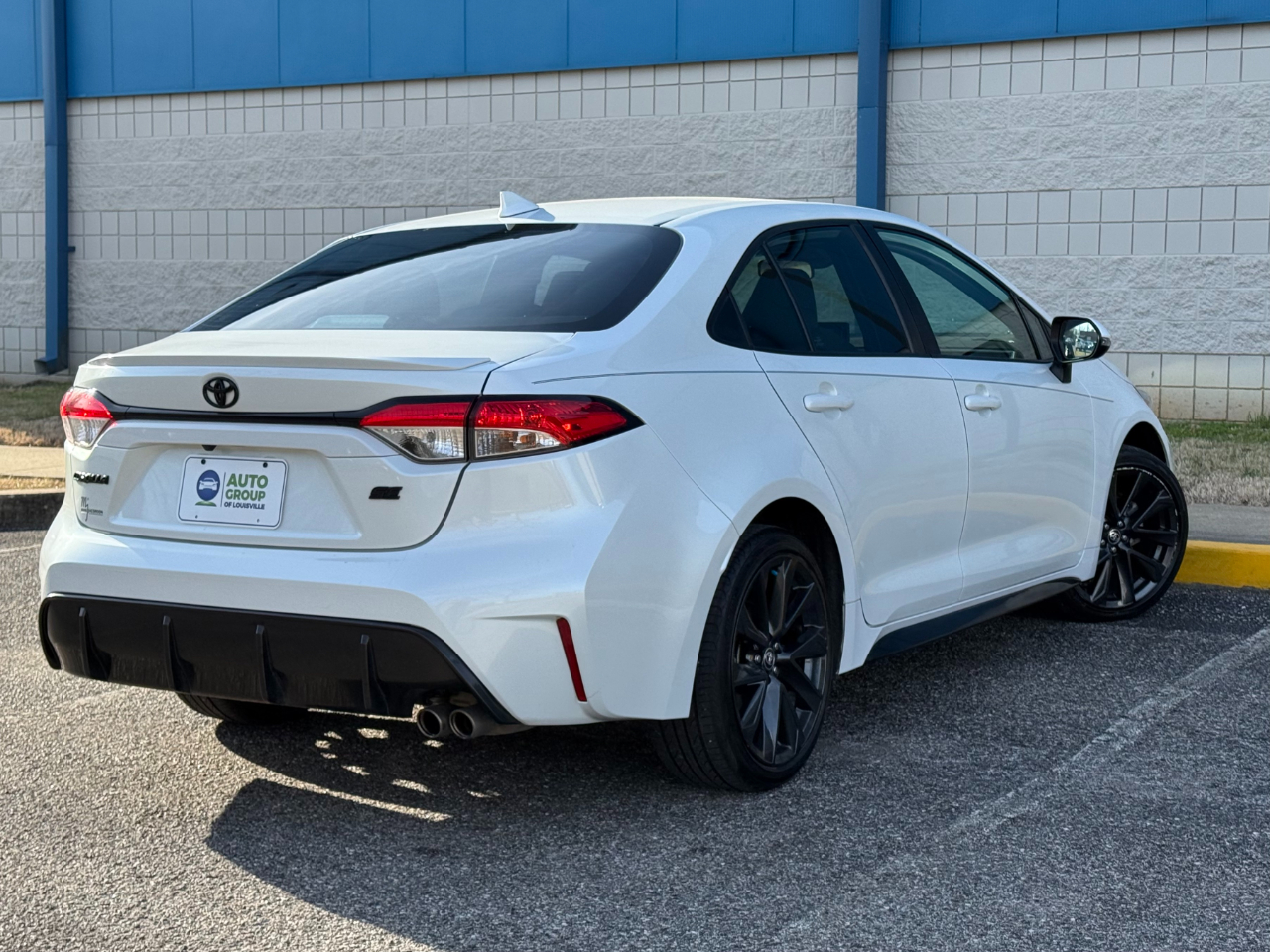 Toyota Corolla SE CVT (Natl) 2023