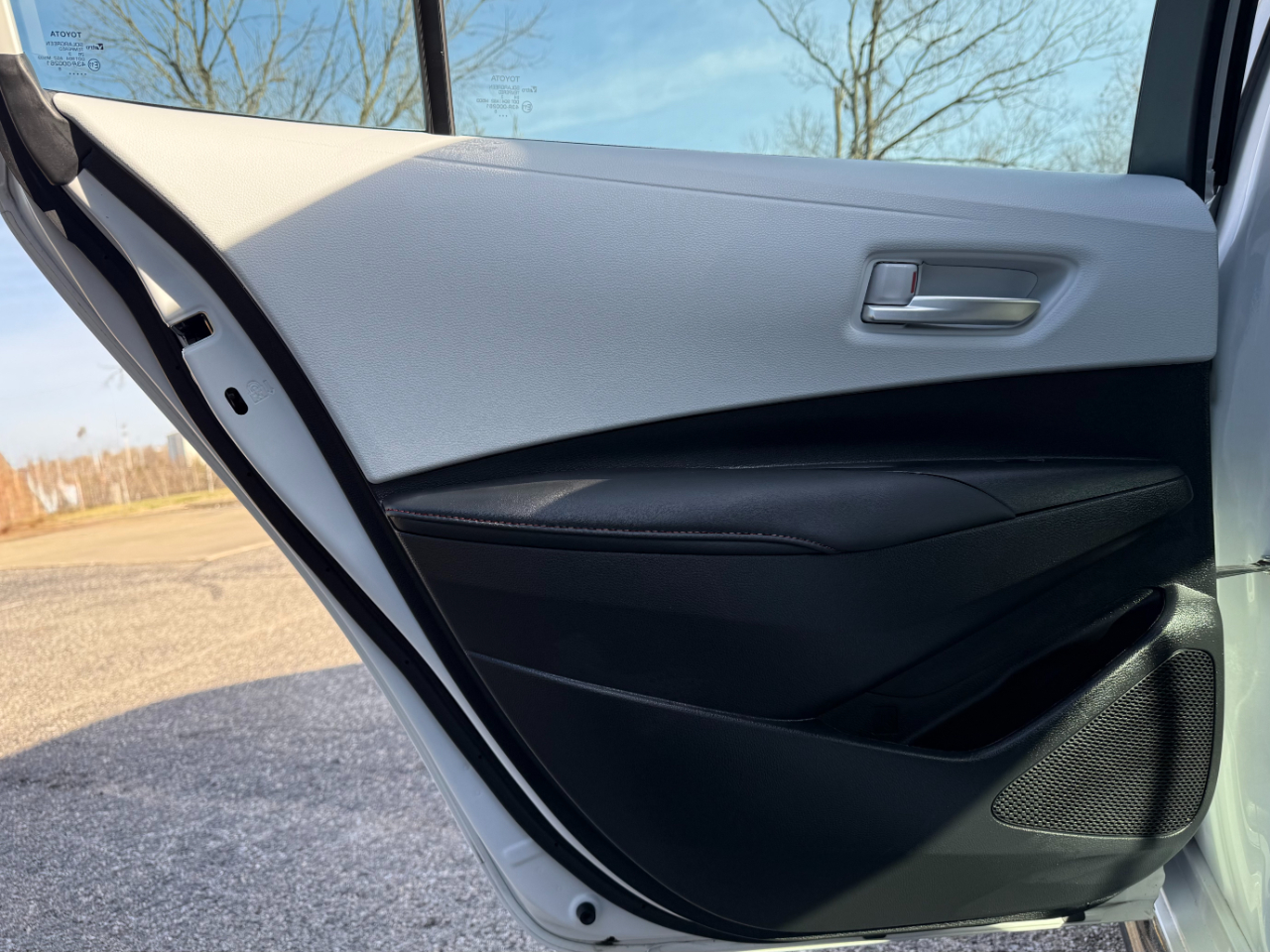 Toyota Corolla SE CVT (Natl) 2023