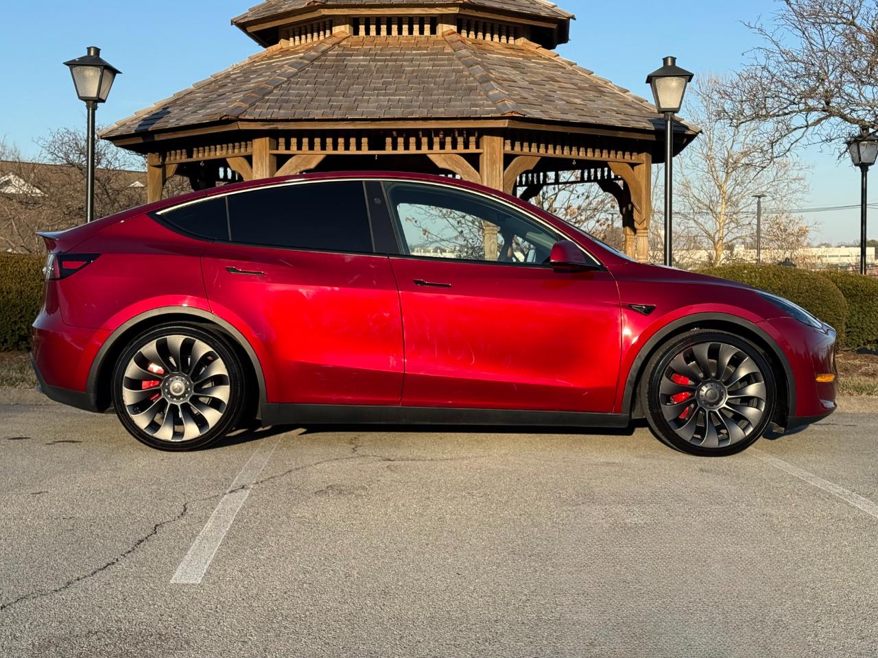 Tesla Model Y Performance AWD 2024