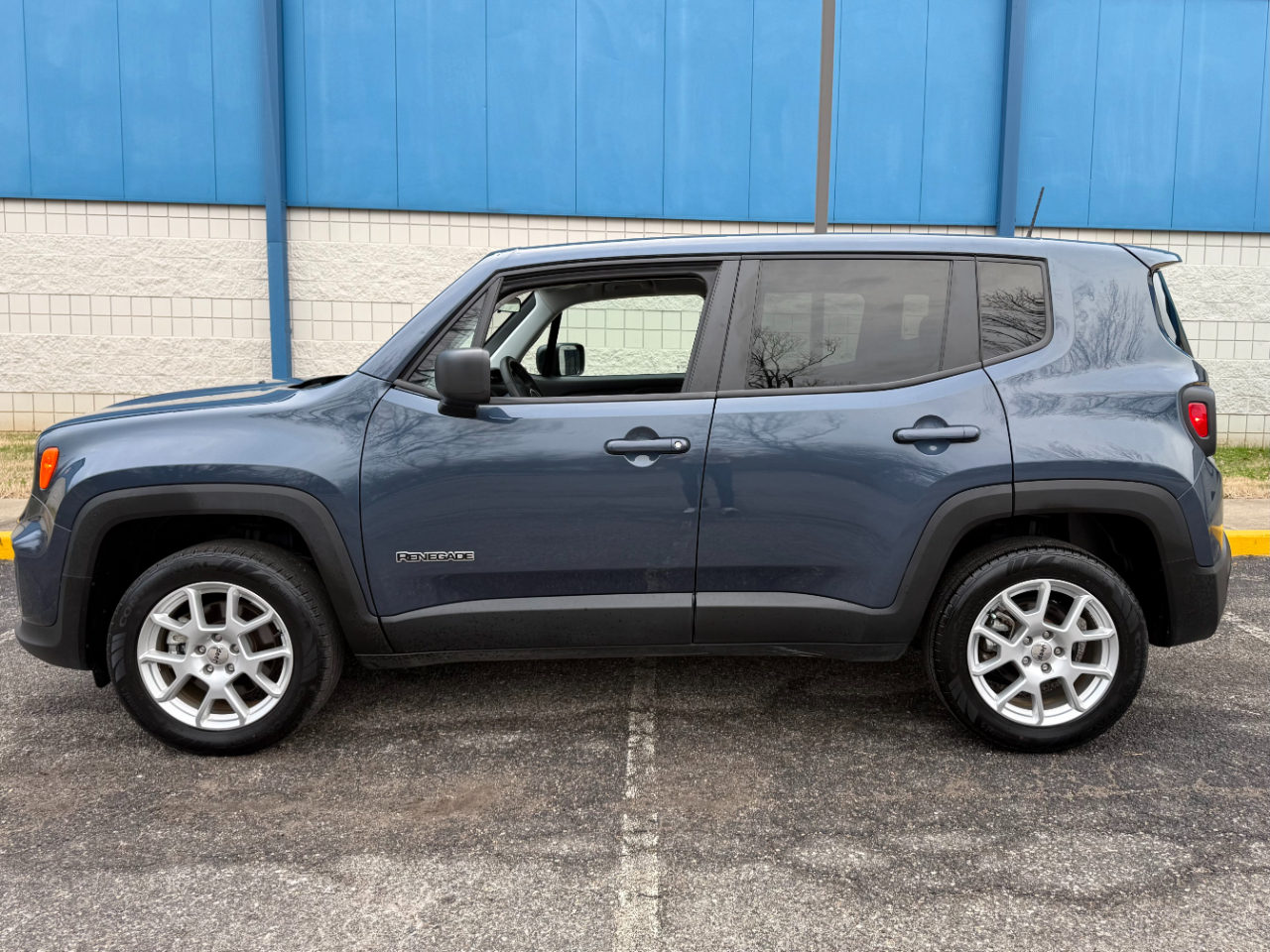 Jeep Renegade Latitude 4x4 2023