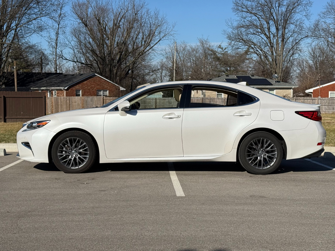 Lexus ES ES 350 FWD 2018