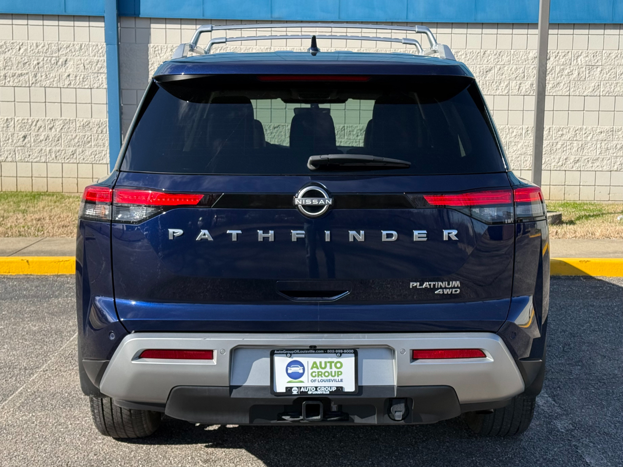 Nissan Pathfinder Platinum 4WD 2024