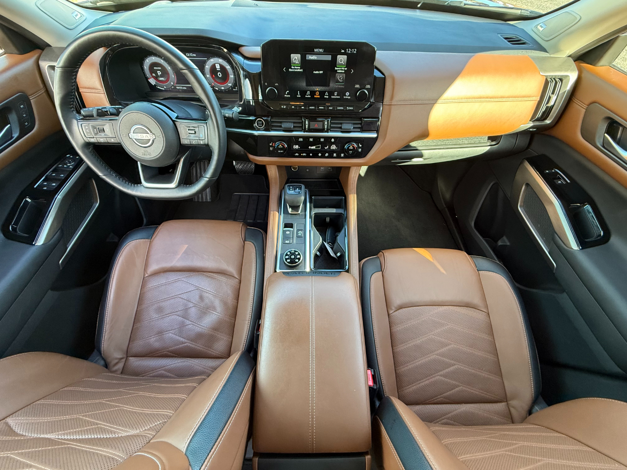 Nissan Pathfinder Platinum 4WD 2024