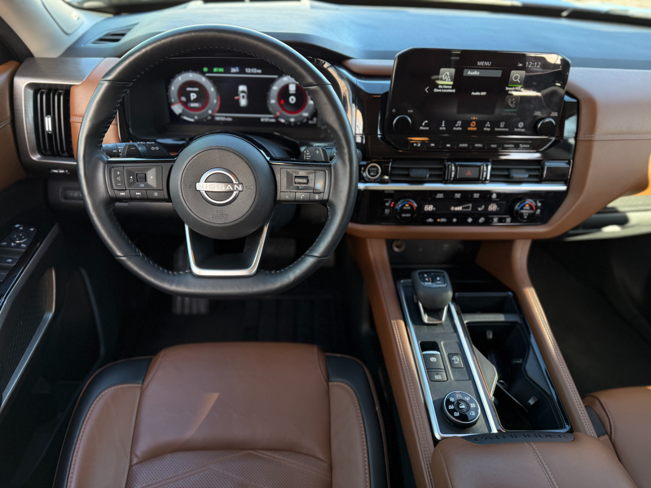 Nissan Pathfinder Platinum 4WD 2024