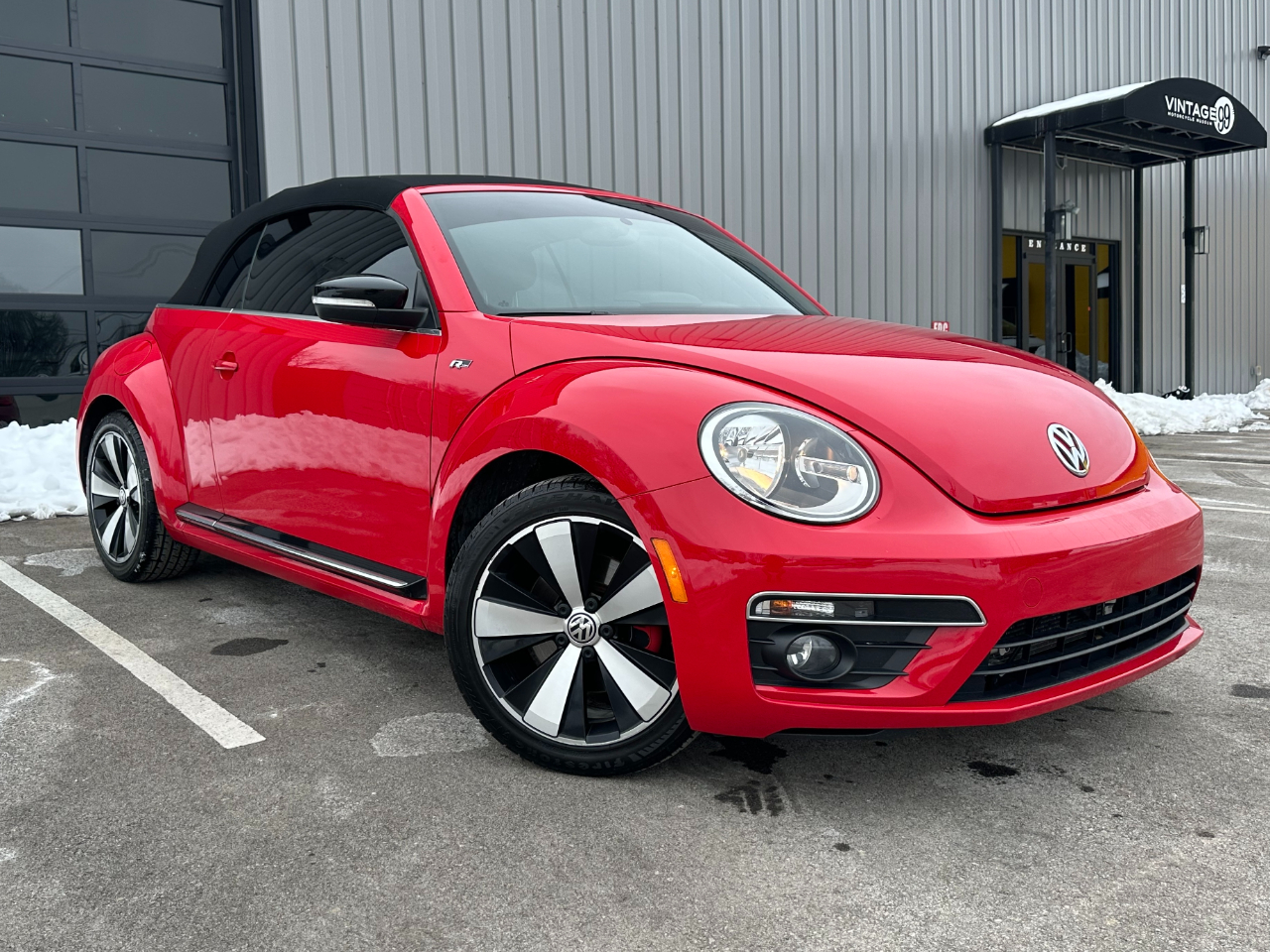 Volkswagen Beetle Convertible 2dr DSG 2.0T R-Line 2015
