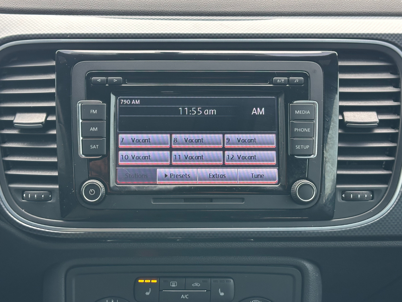 Volkswagen Beetle Convertible 2dr DSG 2.0T R-Line 2015