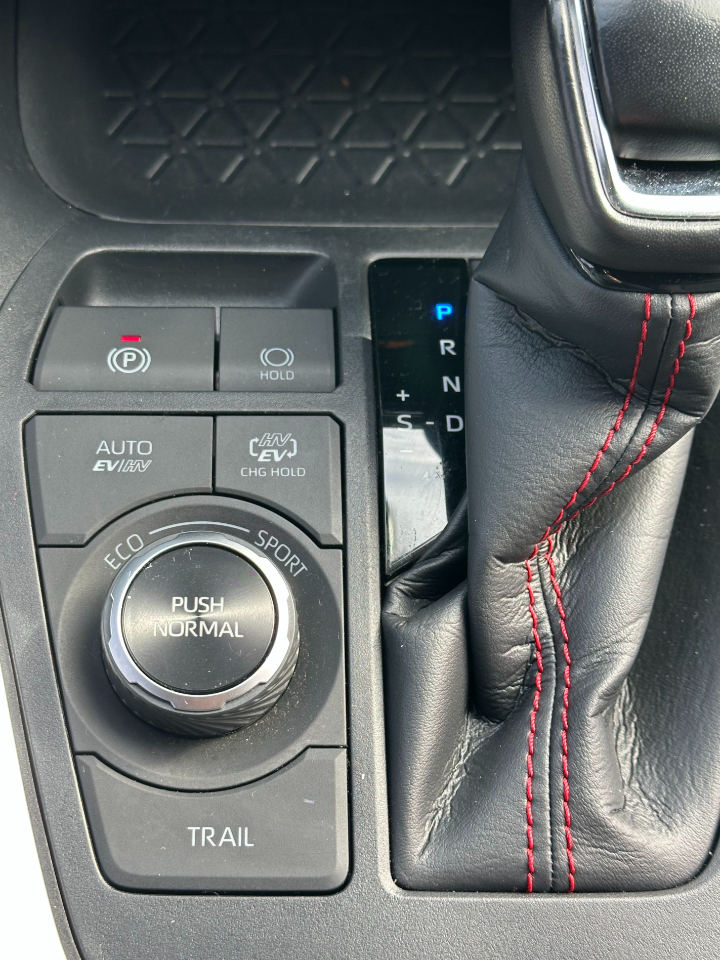 Toyota RAV4 Prime SE (Natl) 2023