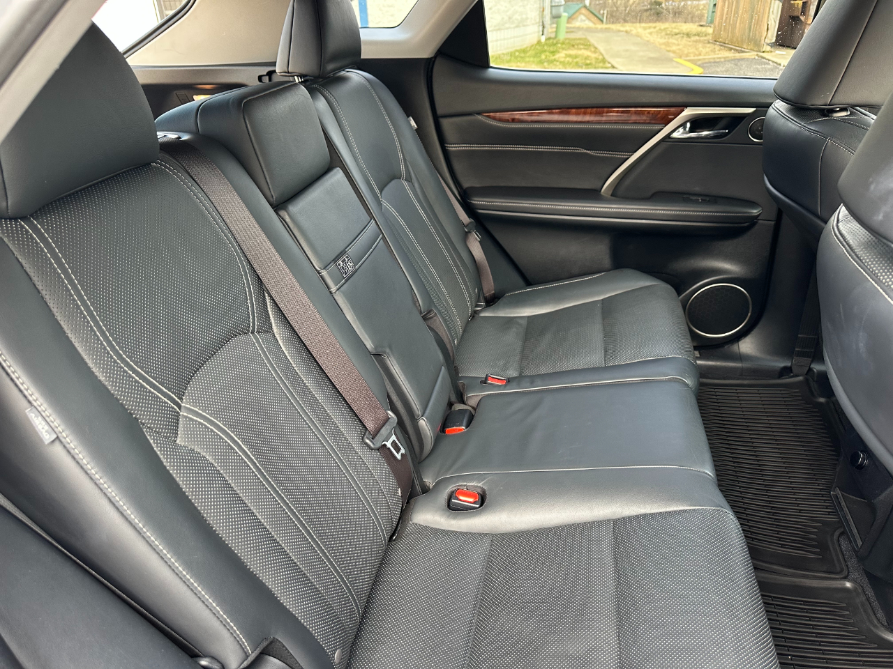 Lexus RX 350 4D SUV AWD 2016