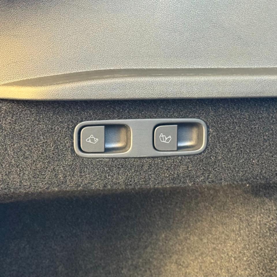 Tesla Model Y Long Range AWD 2023